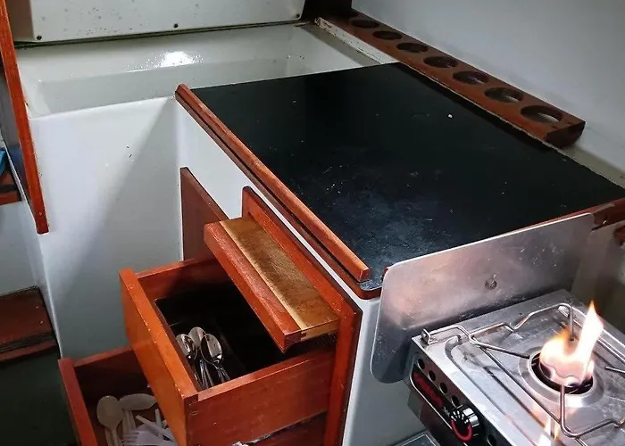 Yacht - Without Shower